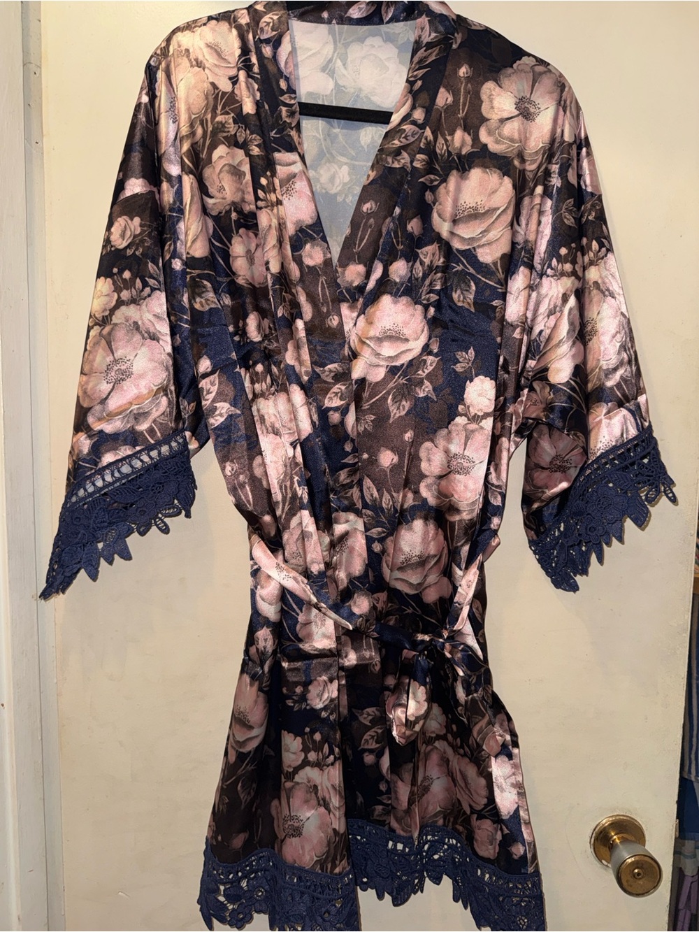Floral Satin Kimono Robe - Navy with Pink Roses sz.XL